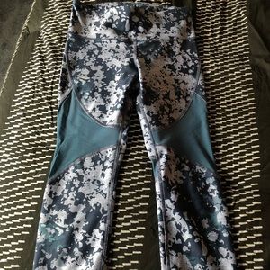 Under Armour Compression Heatgear cropped leggings